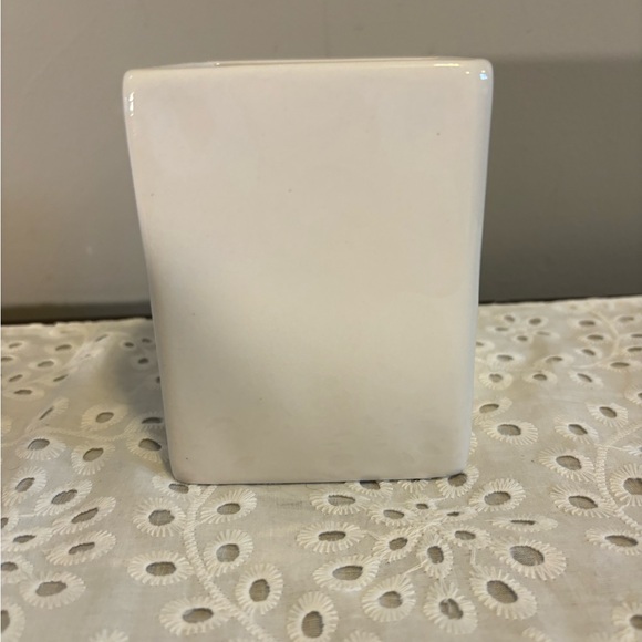 Rae Dunn Makeup Brush Vanity Storage - Picture 5 of 8